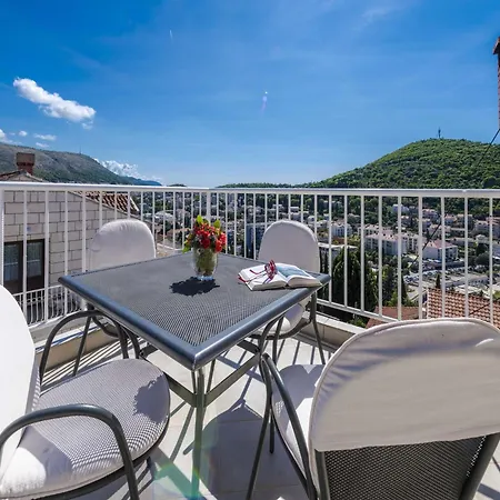 Hills - One Bedroom With Balcony And Sea View Apartment *