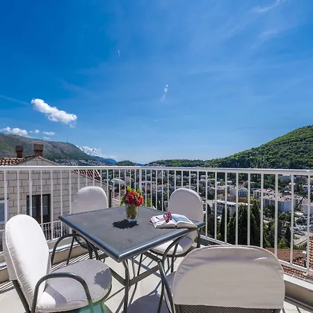 Hills - One Bedroom With Balcony And Sea View Διαμέρισμα
