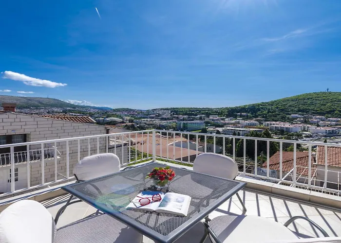 Apartment Hills - One Bedroom With Balcony And Sea View Dubrovnik