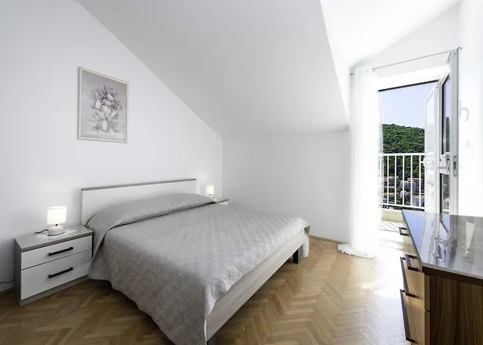 Hills - One Bedroom With Balcony And Sea View Apartment Dubrovnik