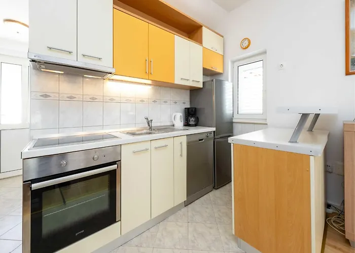 Hills - One Bedroom With Balcony And Sea View 아파트